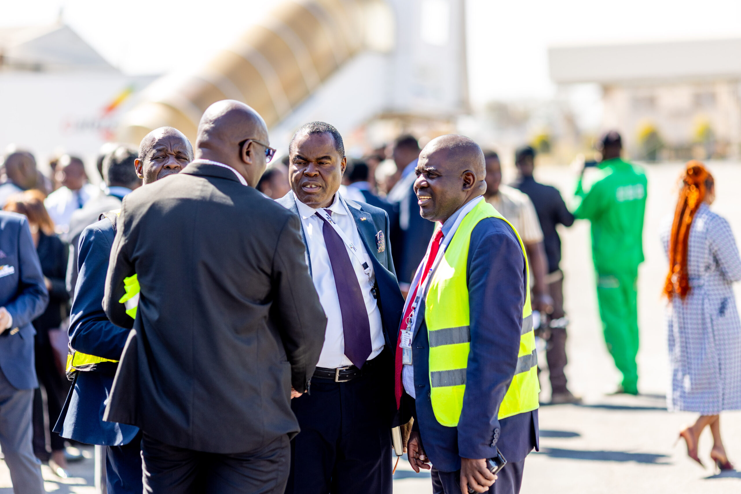 Air Zimbabwe staff and guests marking the London route